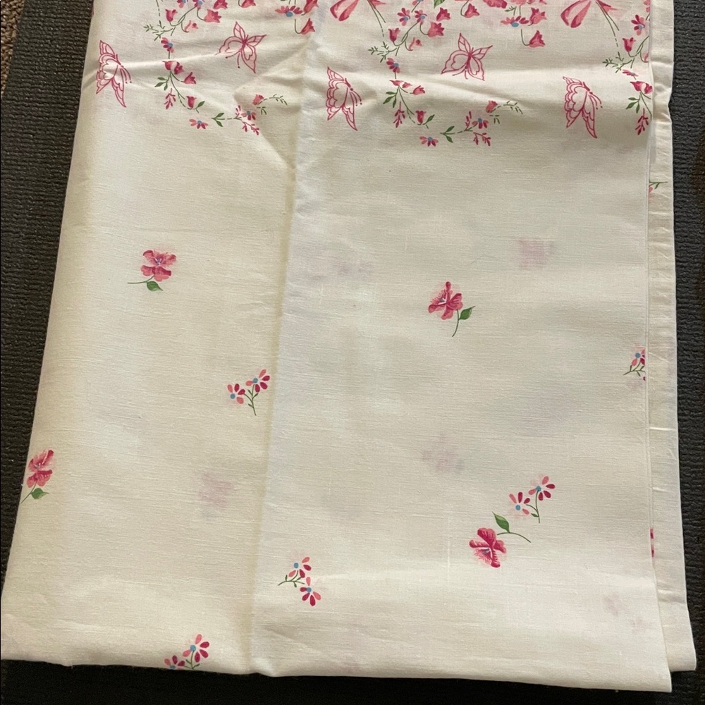 Vintage shabby chic style pink pillowcases - Picture 3 of 6